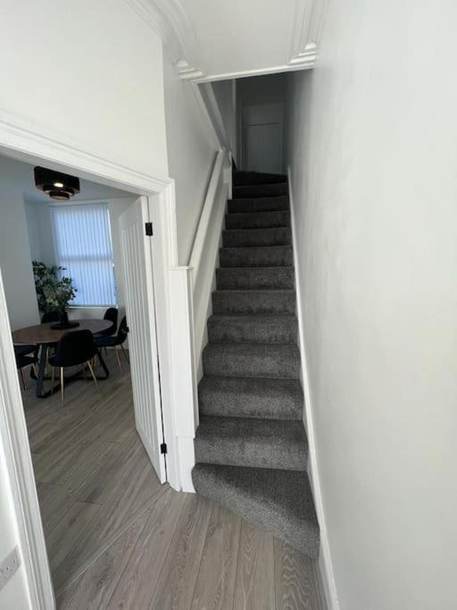Beautiful Anfield Family Home 利物浦 外观 照片